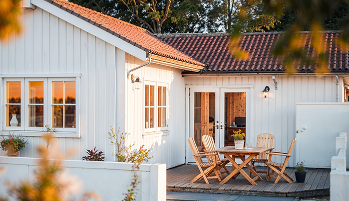 Moisture resistant door - CenturyPly